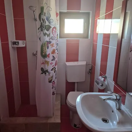 Albastrul Marin Эфорие Норд