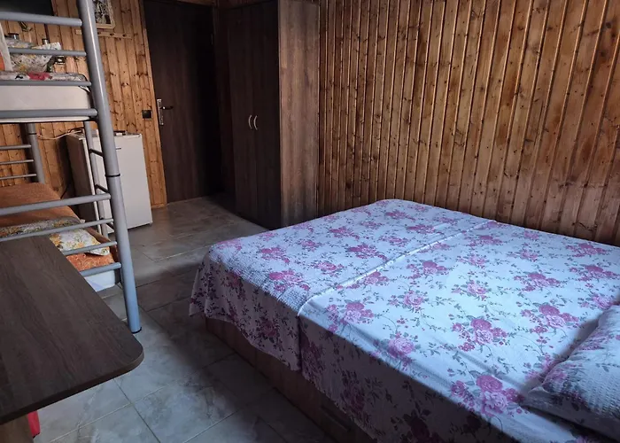 Albastrul Marin Alloggio in famiglia